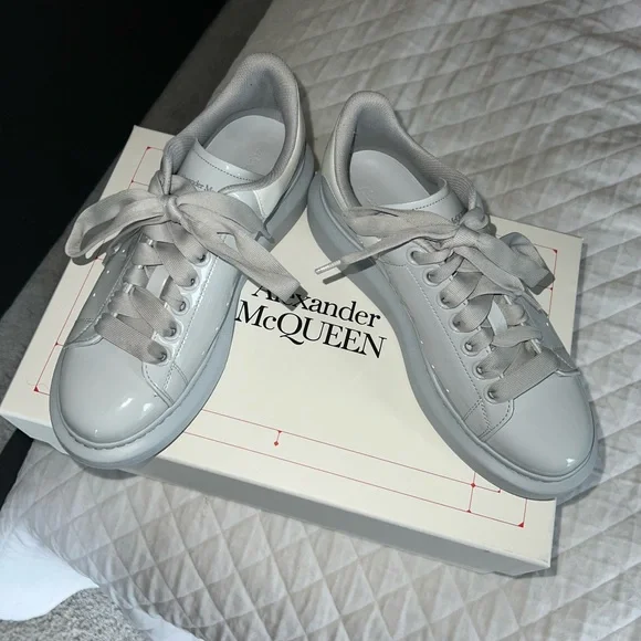 Alexander McQueen silver metallic sneakers - Picture 8 of 10